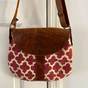 Joyn Crossbody bag